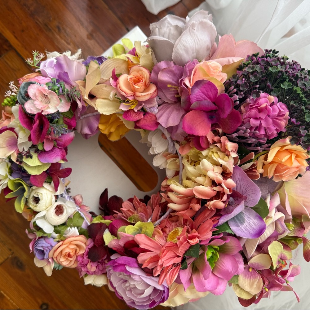 Floral Headpiece / Crown - Picture 6 of 6